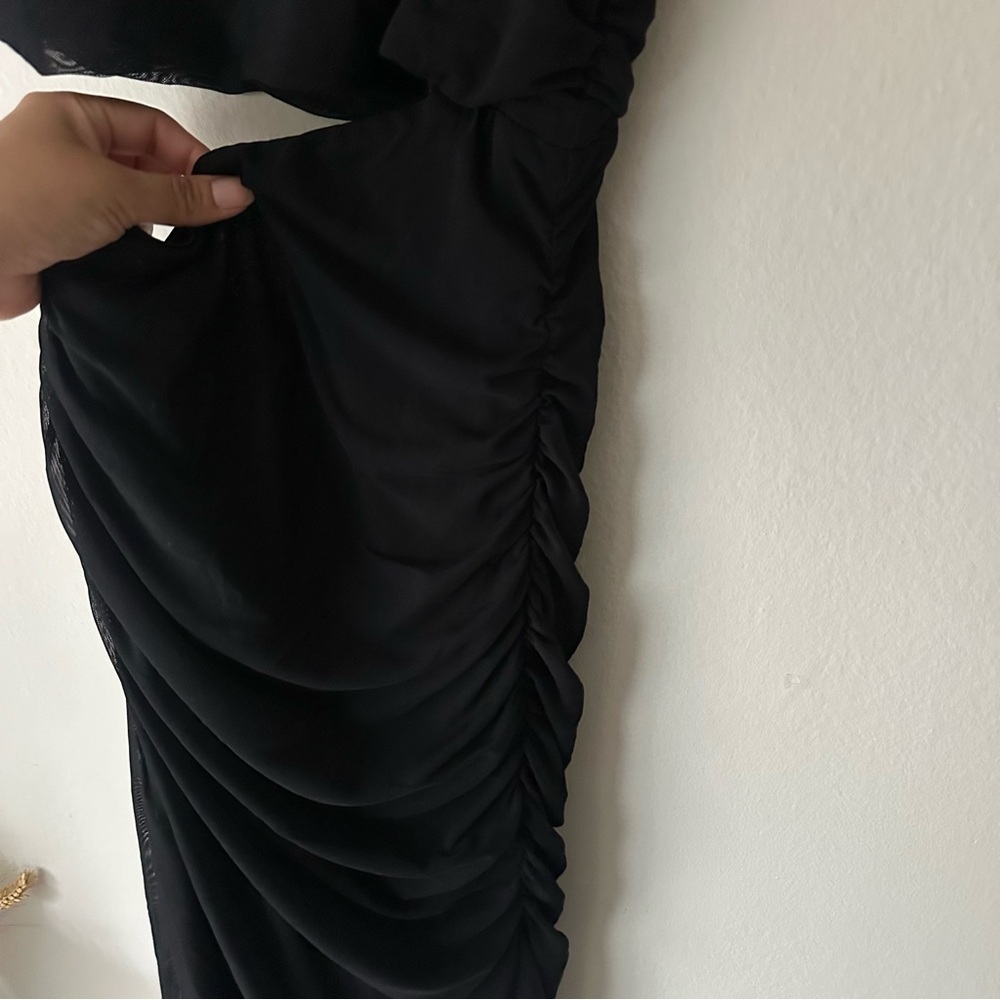 Lulus Cutting Loose Black Ruched Cutout Bodycon Dress Black Leg Slit M - Picture 9 of 12